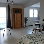 L' Escale Des Iles En Rdc De Avec Jardin A 5mn Des Plages Et De Toutes Les Commodites